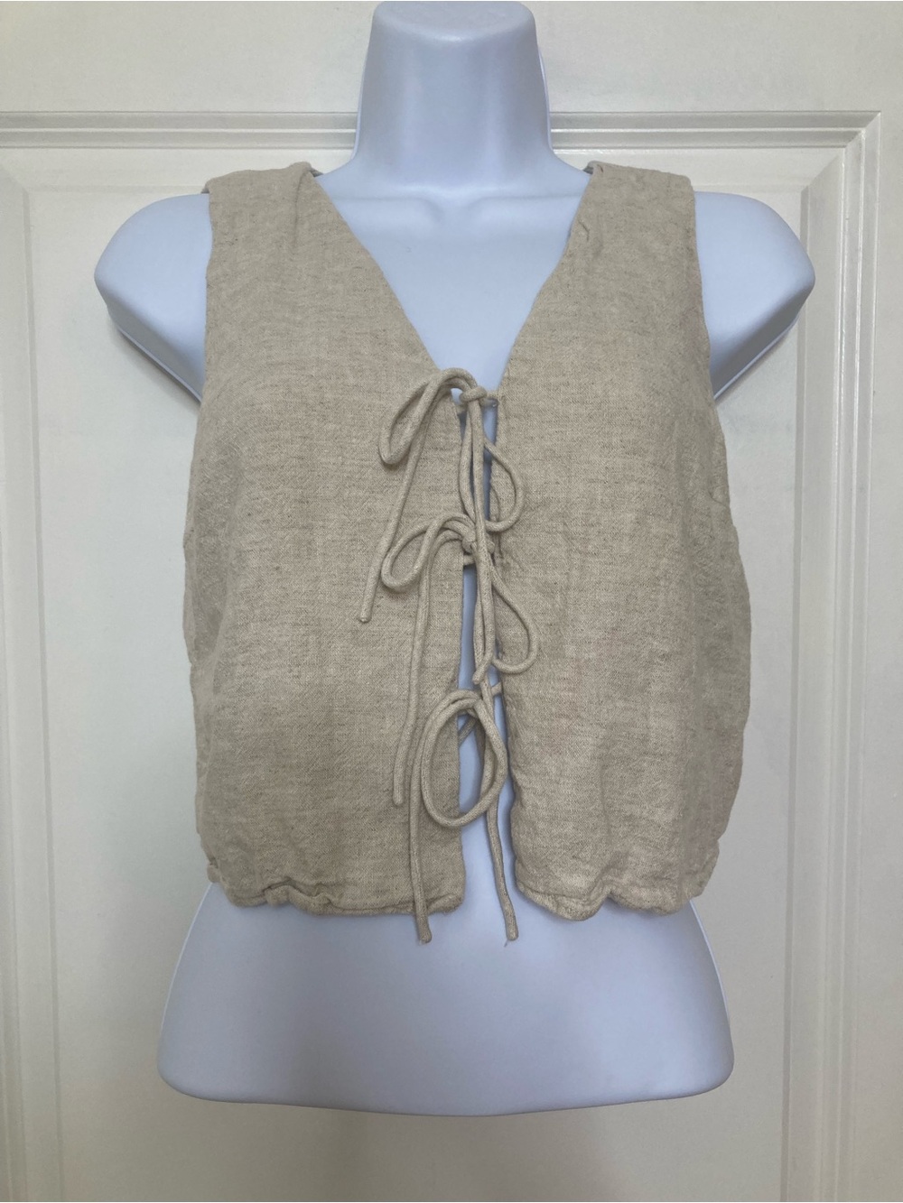 Abercrombie & Fitch Women's Size S Vest Tie Front Cream Linen Blend Whimsical